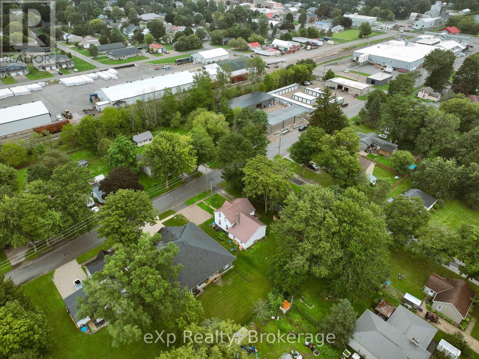 67 Railway Street Property Photo 32