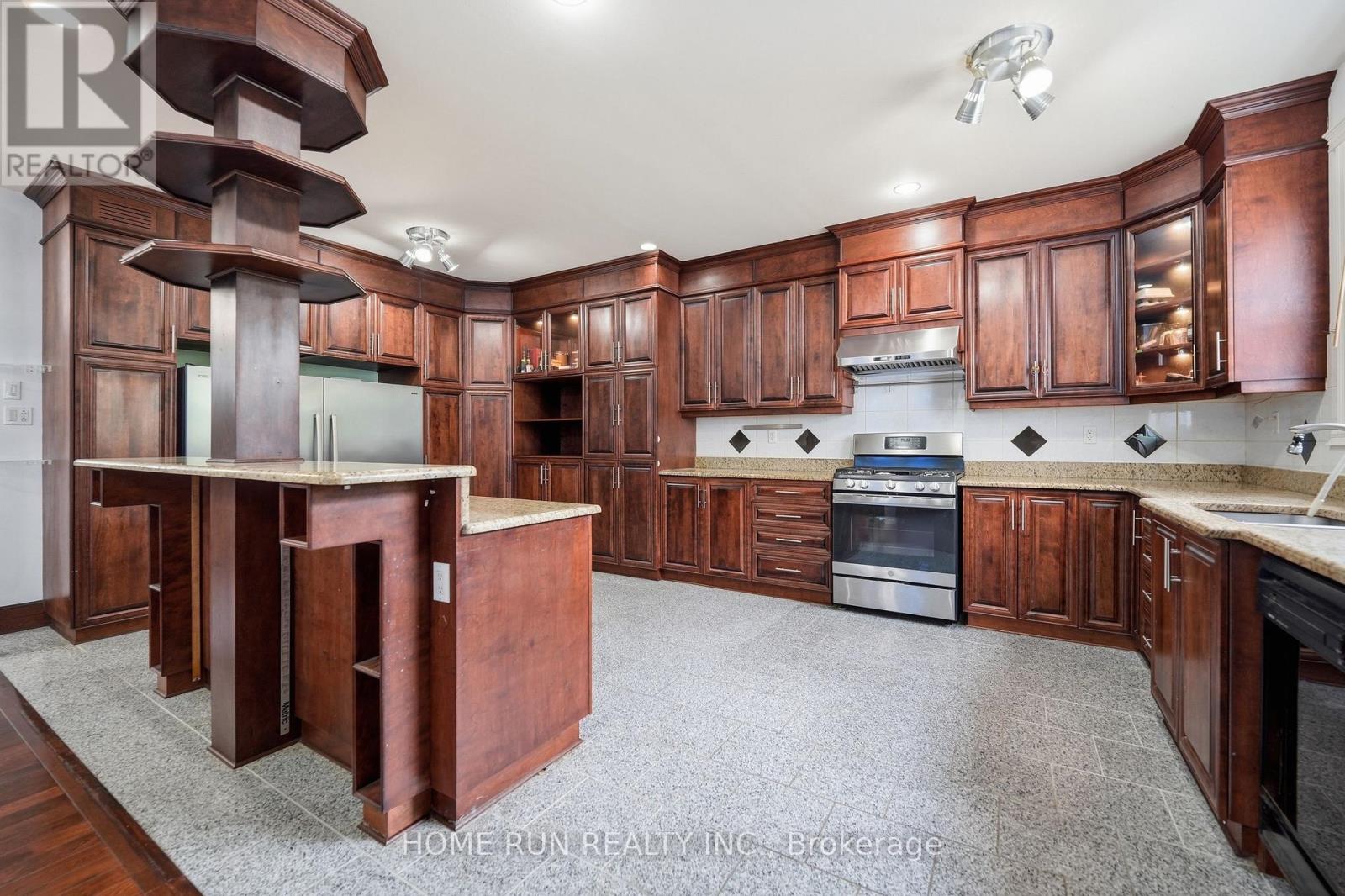57 Willow Street Property Photo 15
