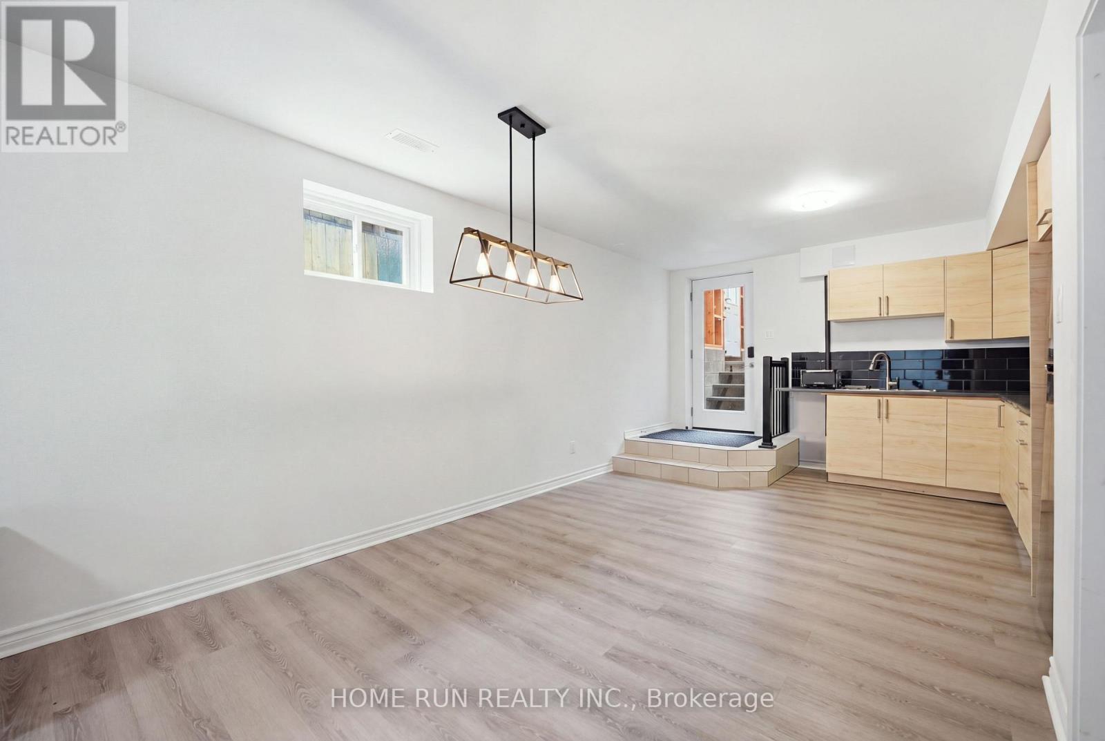 57 Willow Street Property Photo 38