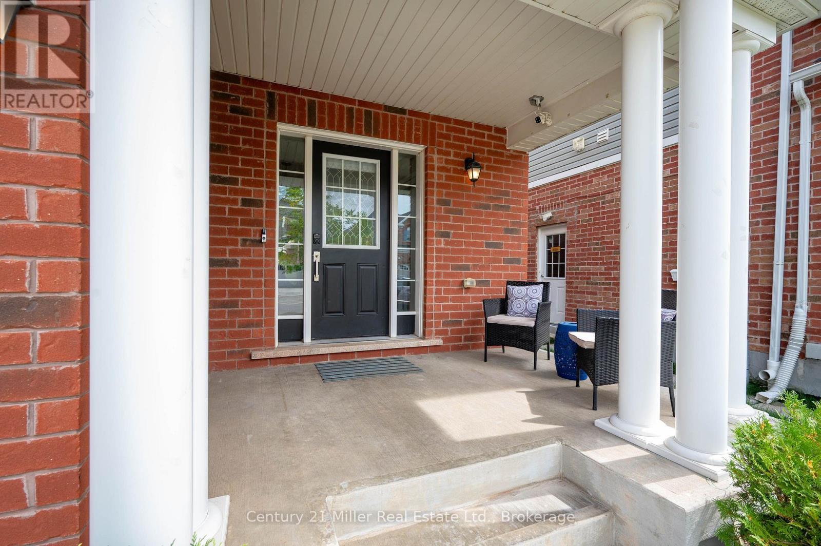 19 Glenvista Drive Property Photo 4