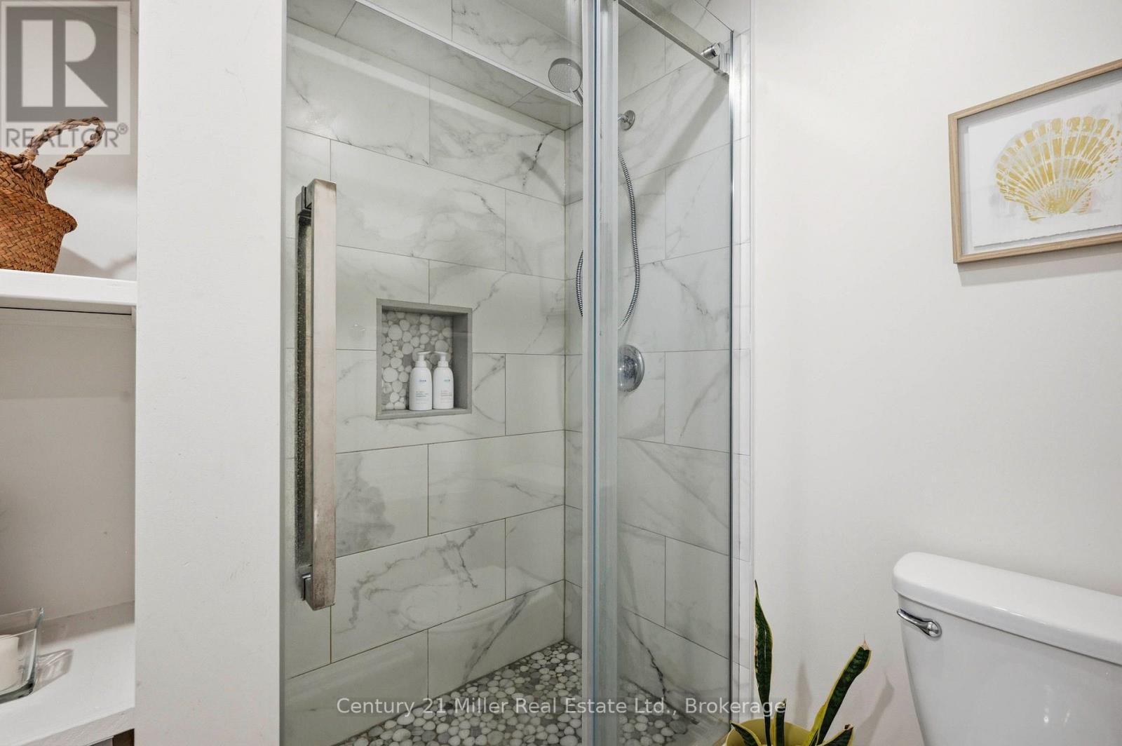 19 Glenvista Drive Property Photo 35