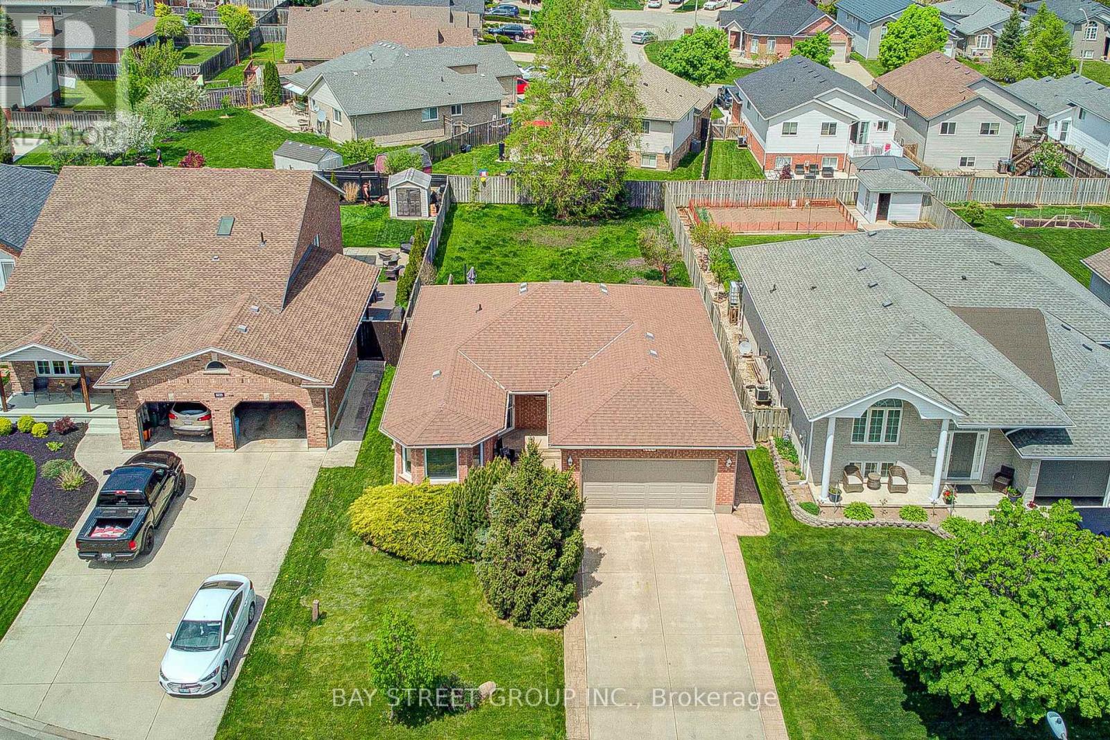 8223 Marcon Street Property Photo 2