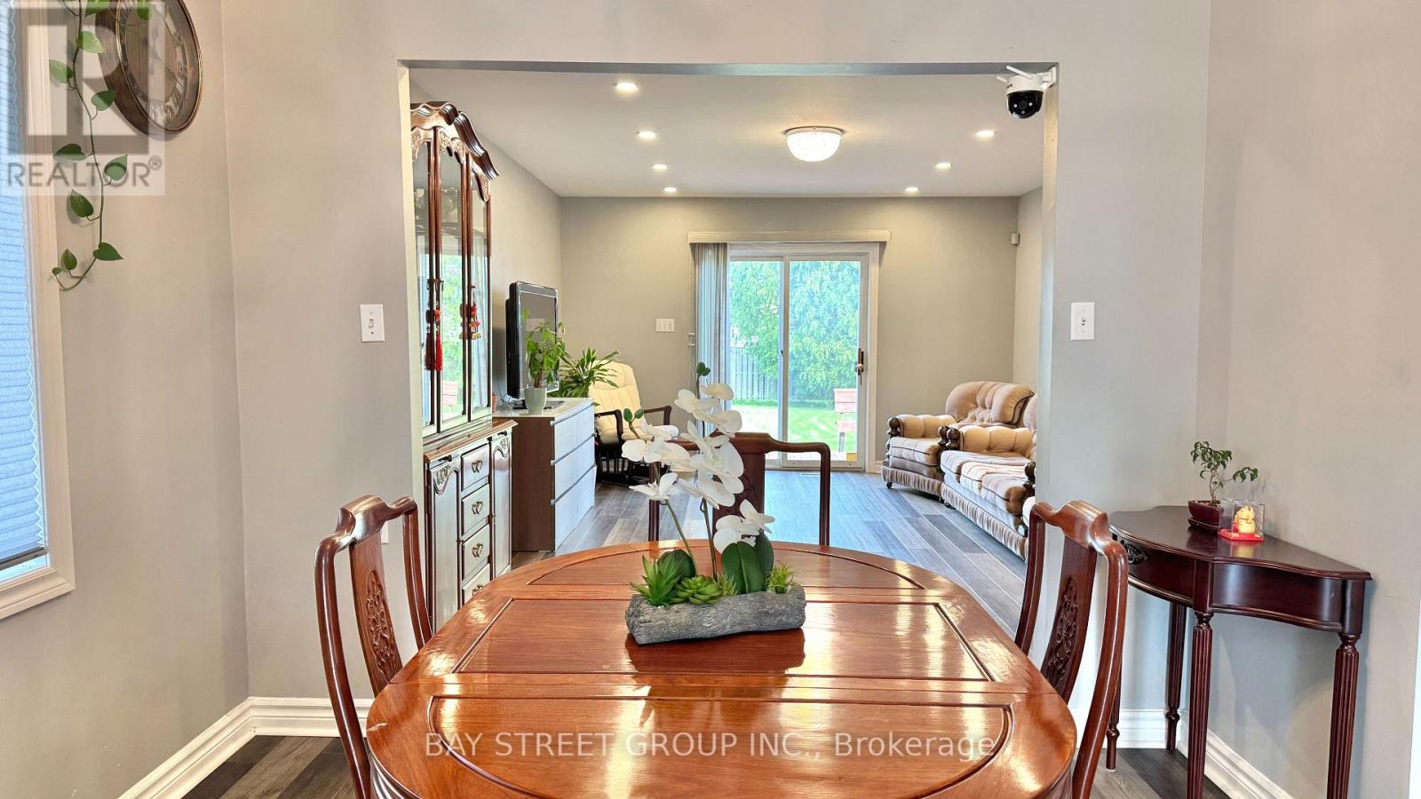 8223 Marcon Street Property Photo 13
