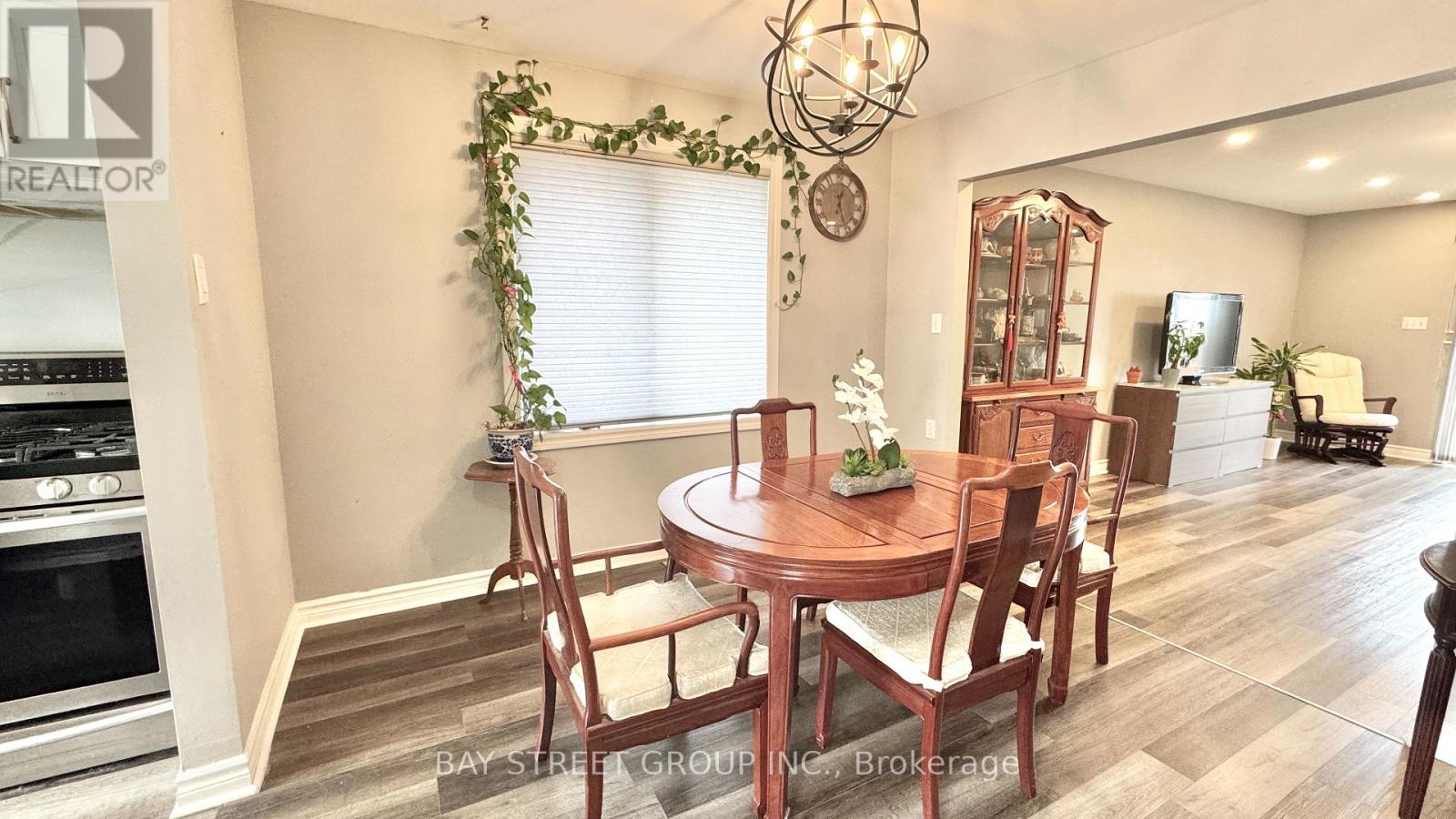8223 Marcon Street Property Photo 15