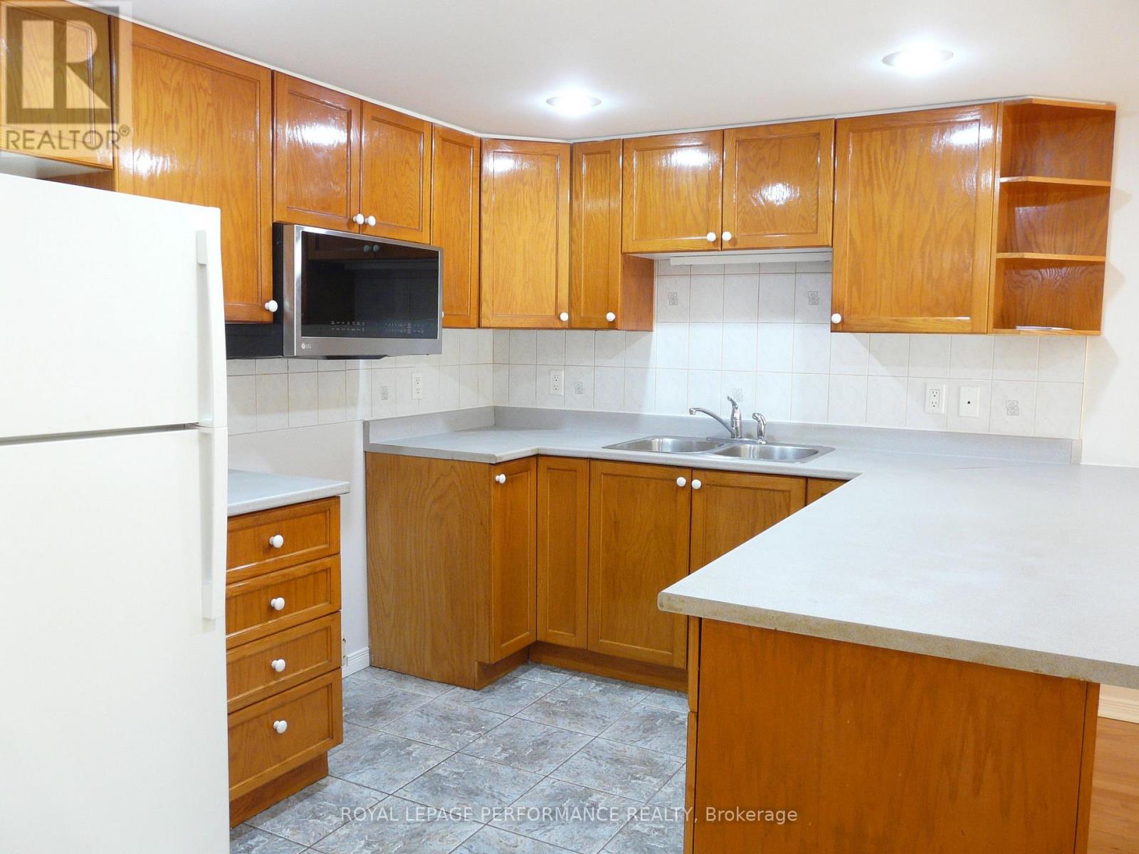 108 - 320 Centrum Boulevard Property Photo 11