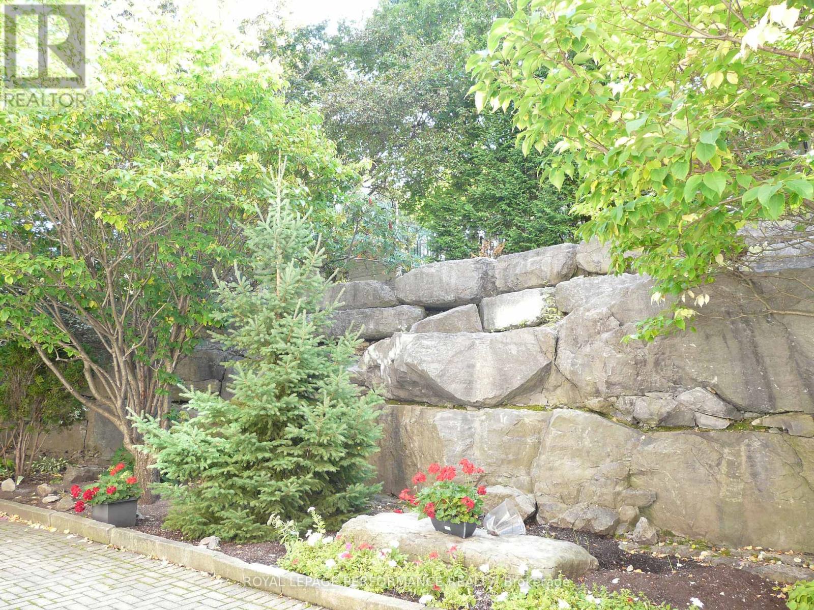 108 - 320 Centrum Boulevard Property Photo 21