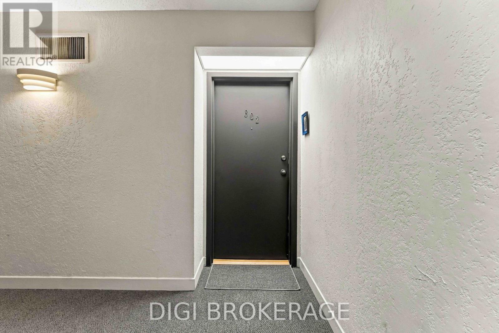 302 - 318 Lorry Greenberg Drive Property Photo 11