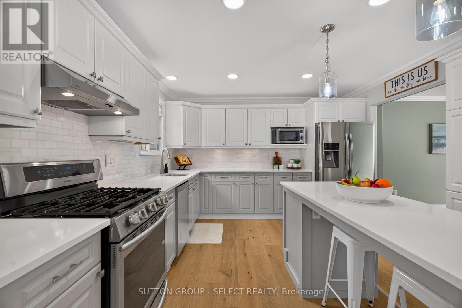 121 Tanoak Drive Property Photo 18