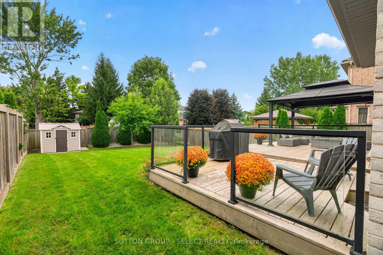 121 Tanoak Drive Property Photo 44