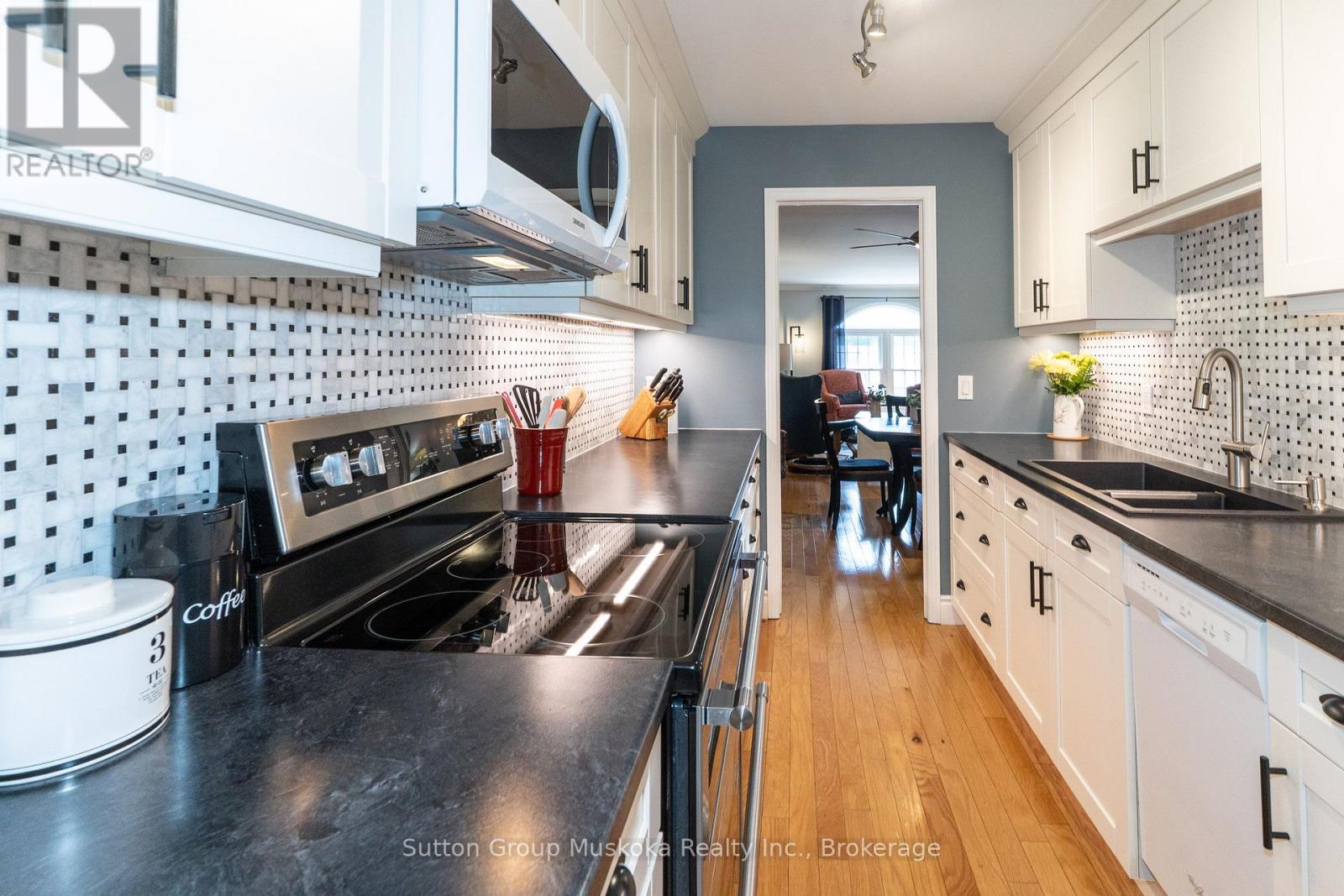4 - 44 King William Street Property Photo 12