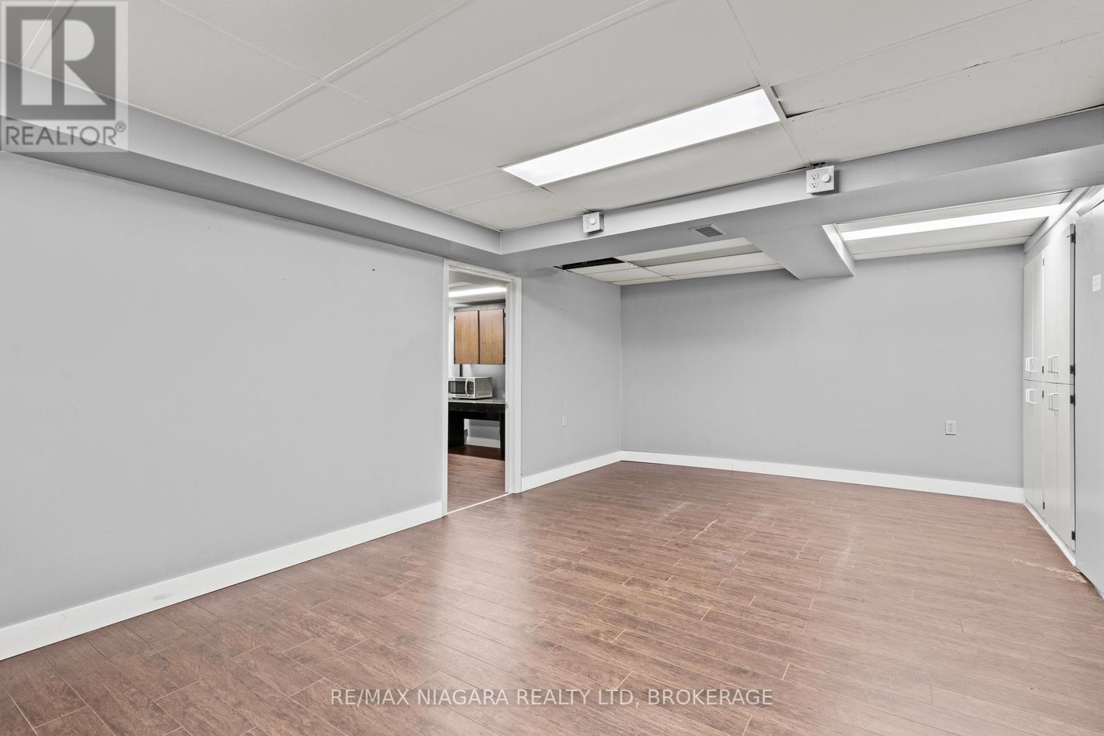 196 King Street Property Photo 28