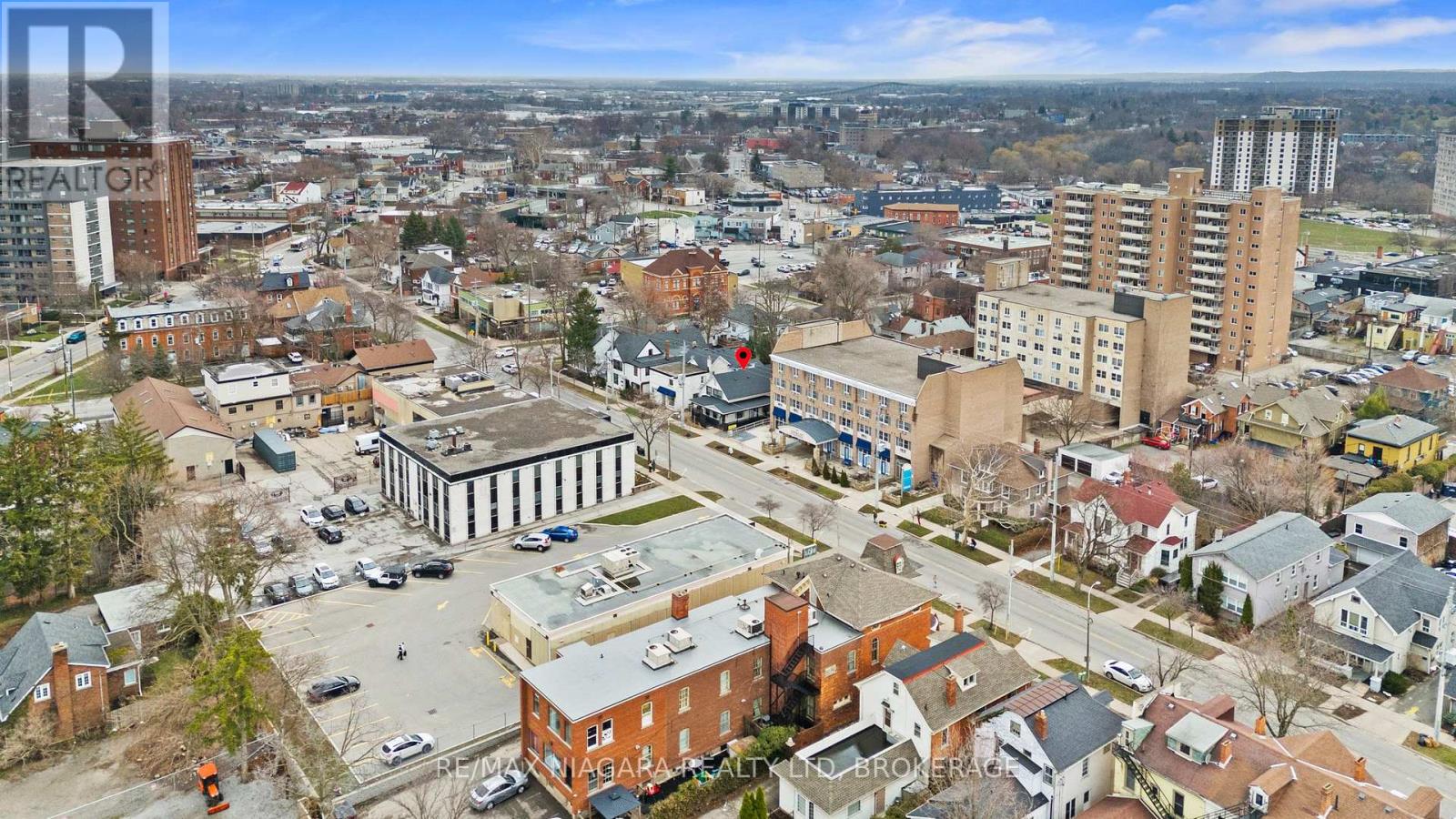 196 King Street Property Photo 32
