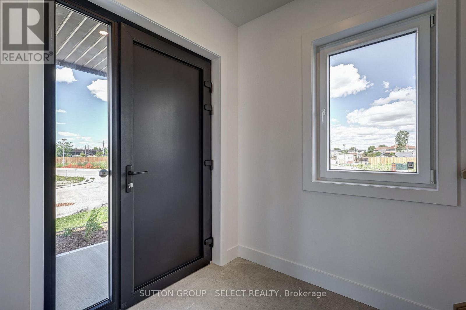 6 - 3090 Petty Road Property Photo 4