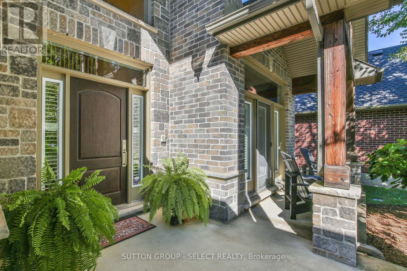 1940 Riverbend Road Property Photo 9