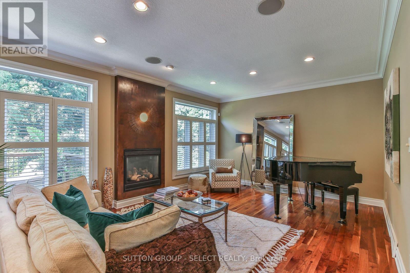 1940 Riverbend Road Property Photo 15