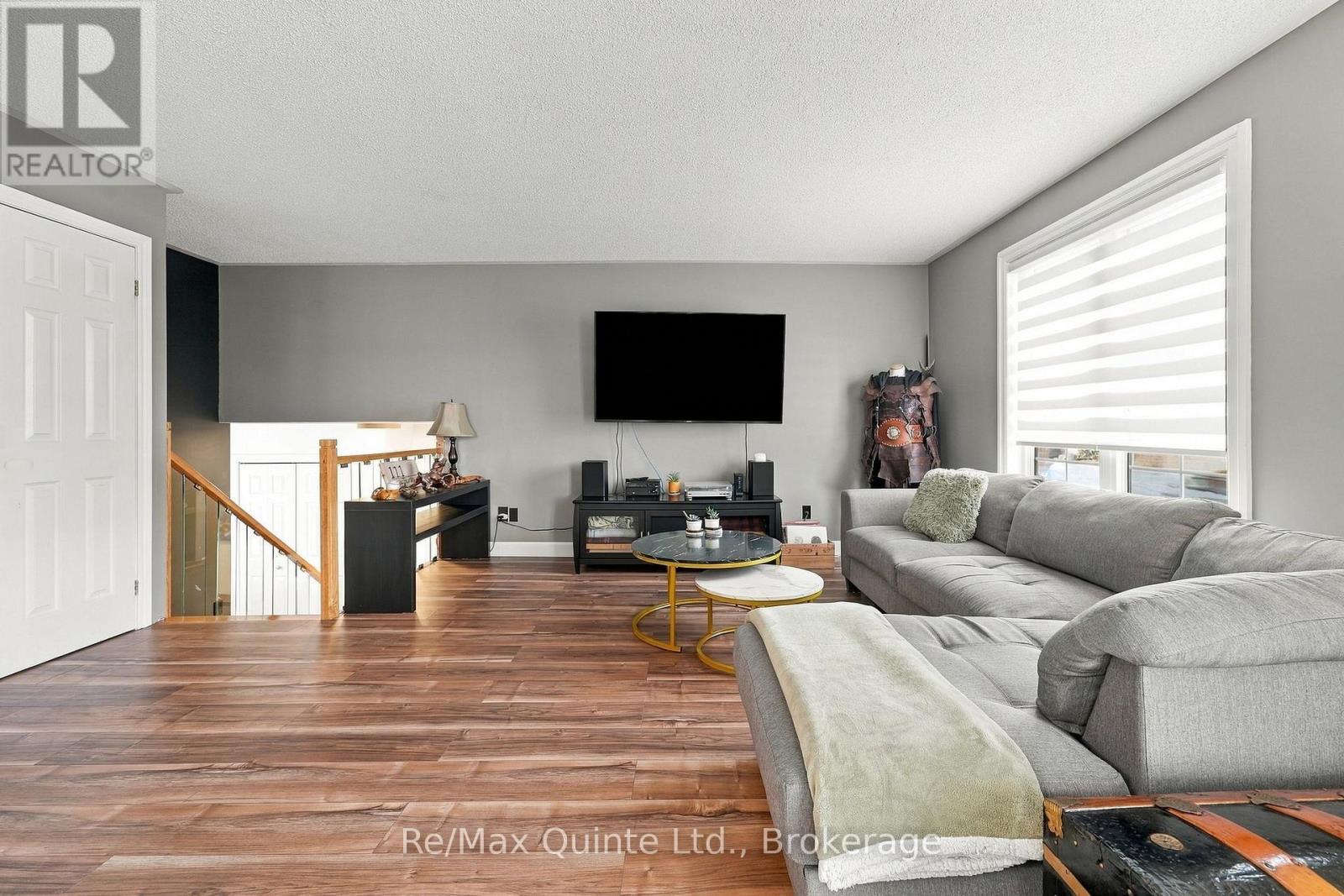 111 Cannifton Road N Property Photo 18