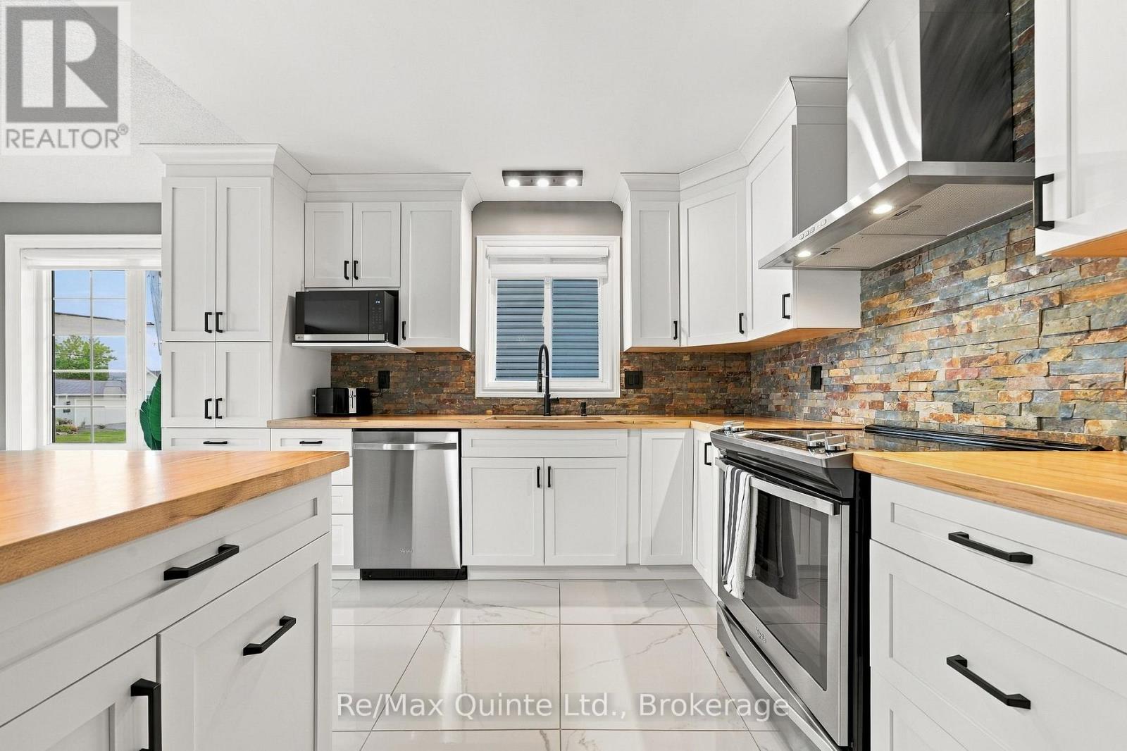 111 Cannifton Road N Property Photo 24