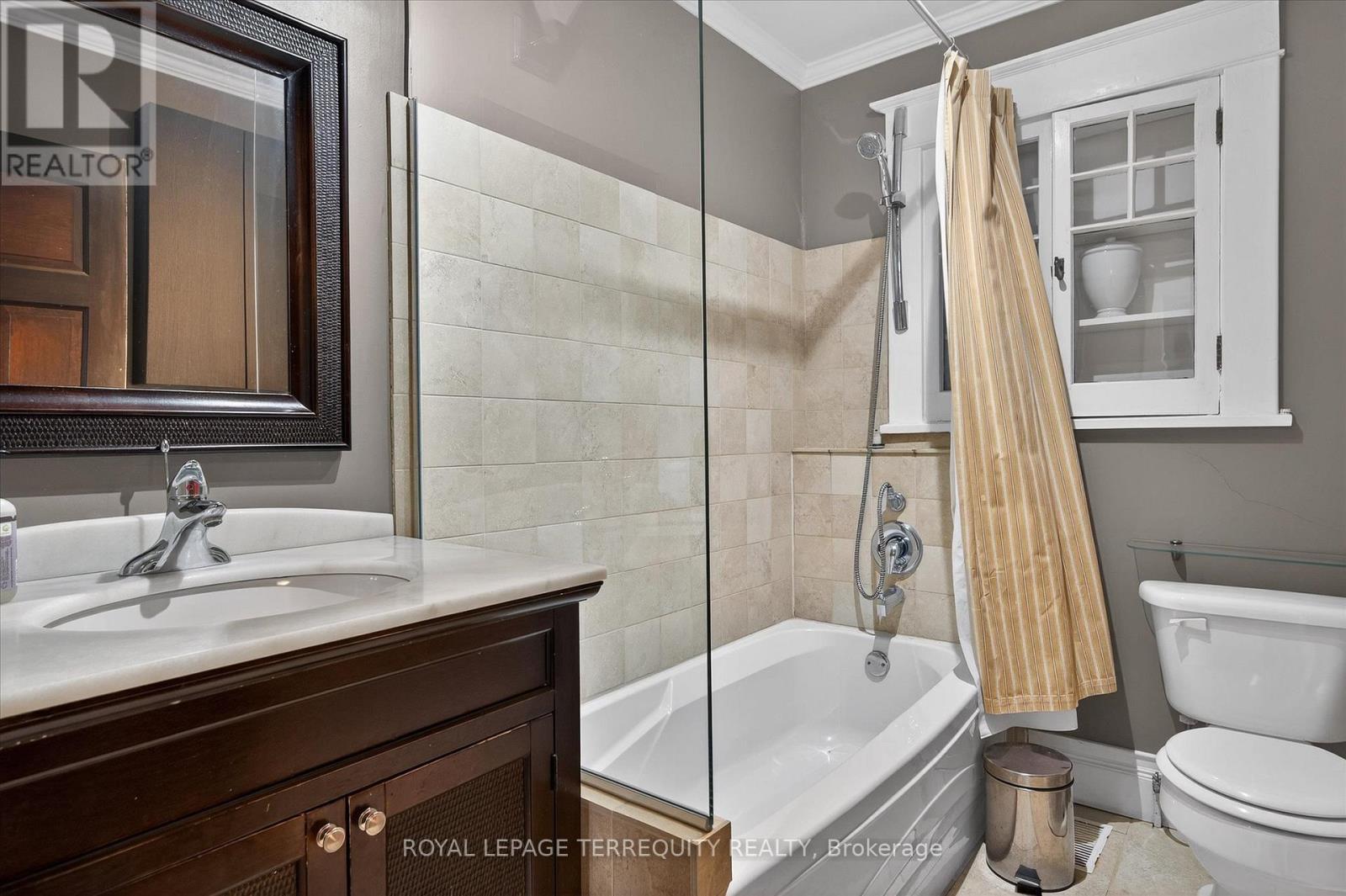 53 Benson Avenue Property Photo 25
