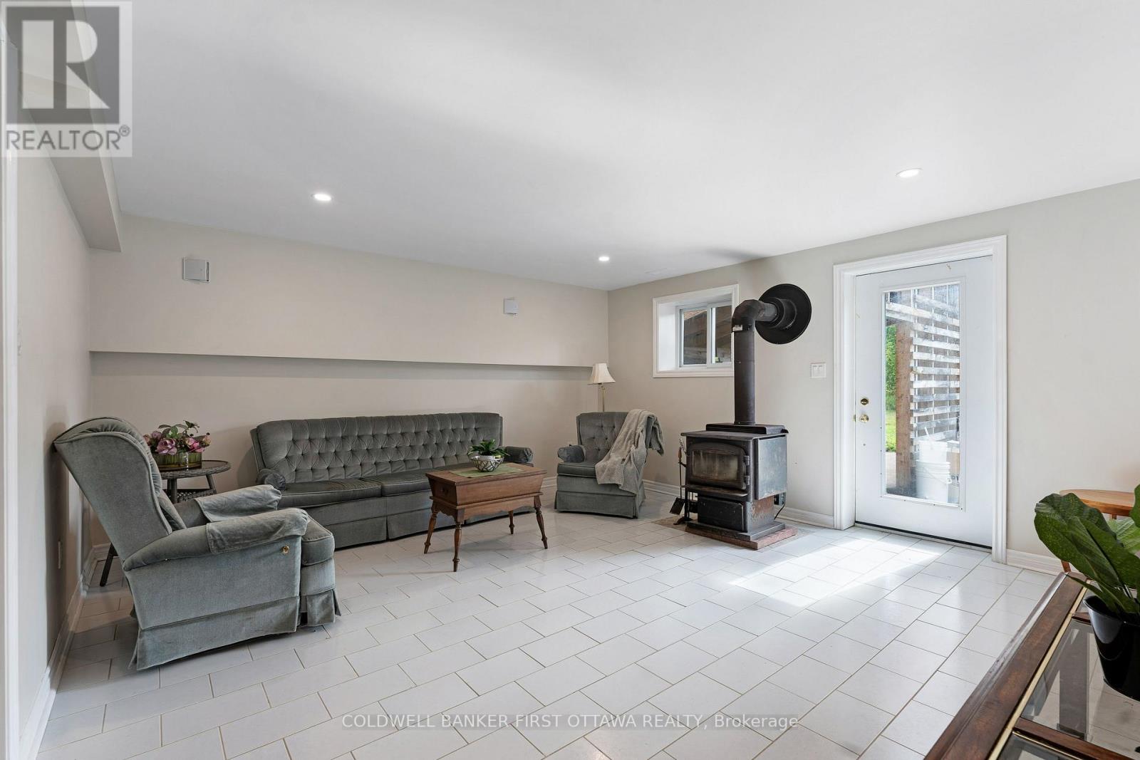 8688 Highway 511 Property Photo 20