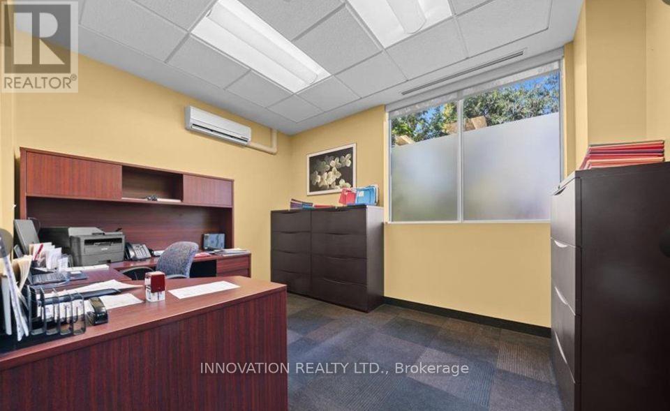 4275 Innes Road Property Photo 6