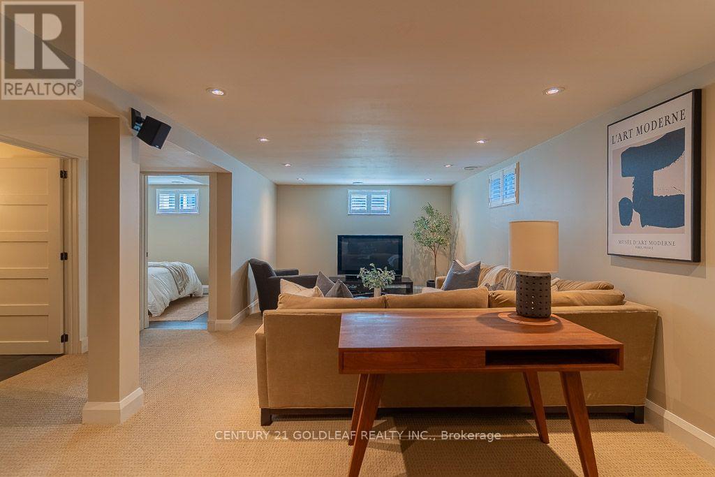 27 Roundhay Drive Property Photo 24