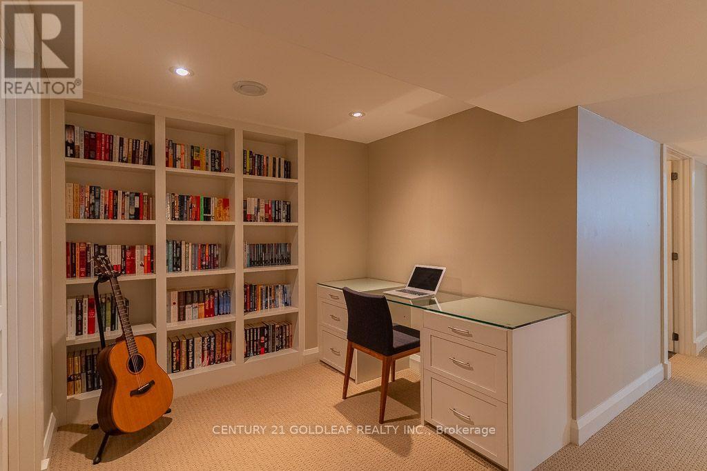 27 Roundhay Drive Property Photo 28