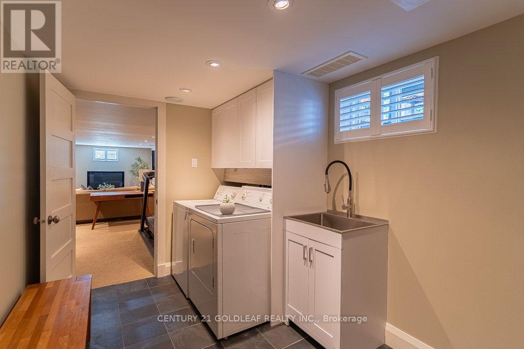 27 Roundhay Drive Property Photo 33