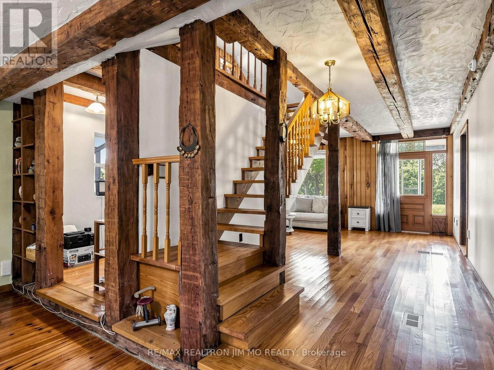 660 Fourth Line Property Photo 21
