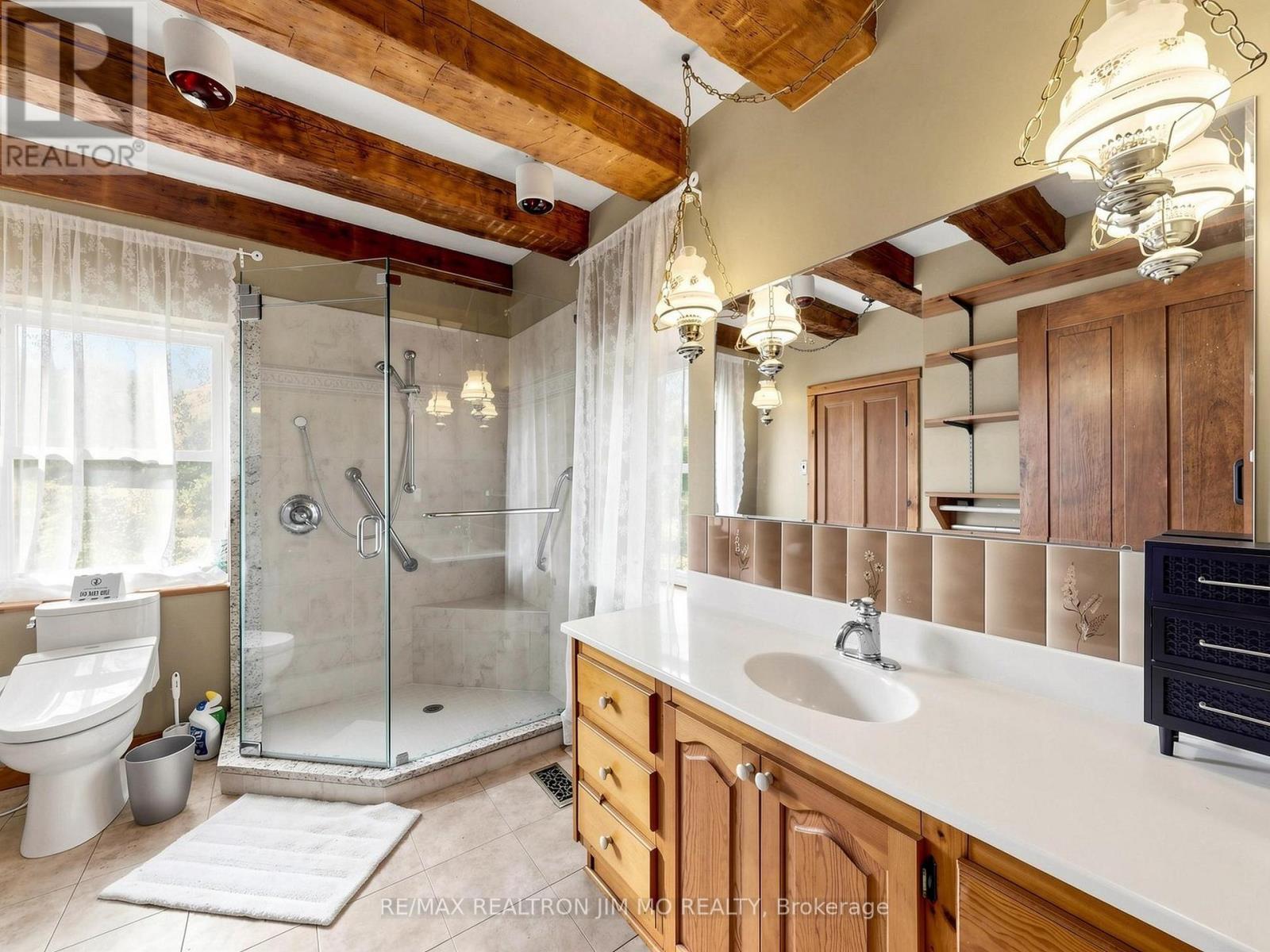 660 Fourth Line Property Photo 22