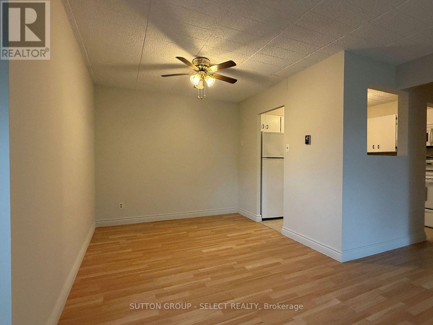 203 - 80 Breckenridge Drive Property Photo 10