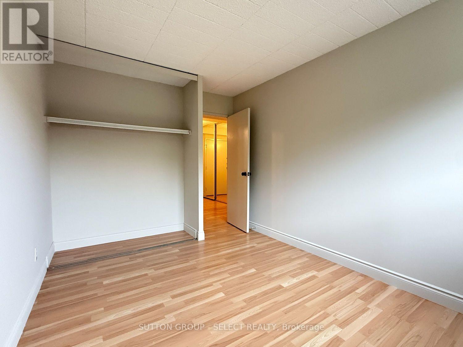 203 - 80 Breckenridge Drive Property Photo 15