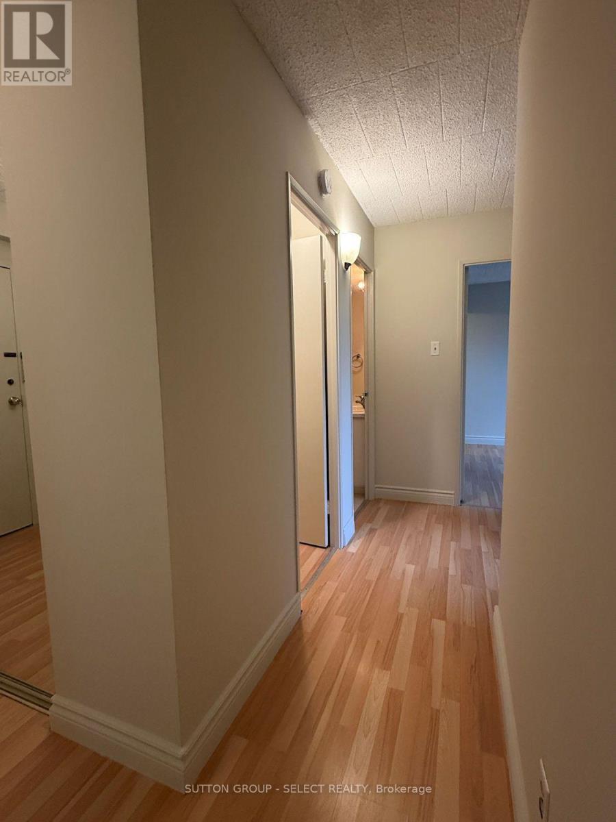 203 - 80 Breckenridge Drive Property Photo 16