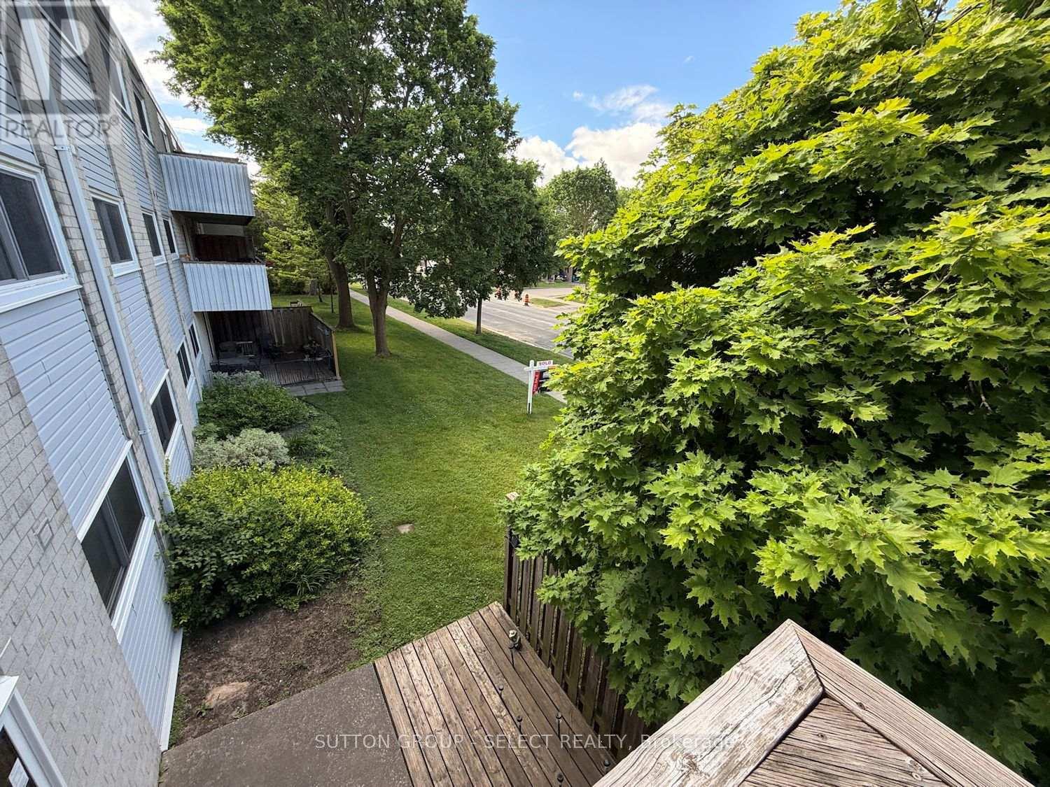 203 - 80 Breckenridge Drive Property Photo 22