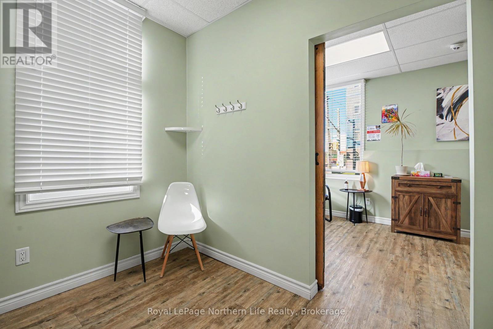 1 - 1210 Cassells Street Property Photo 12