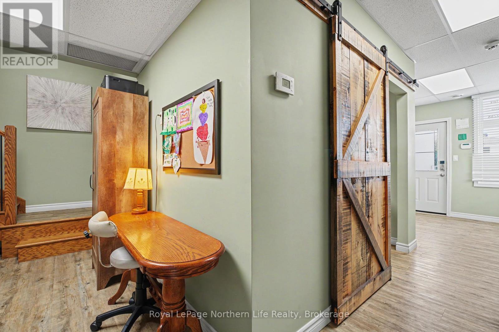 1 - 1210 Cassells Street Property Photo 15