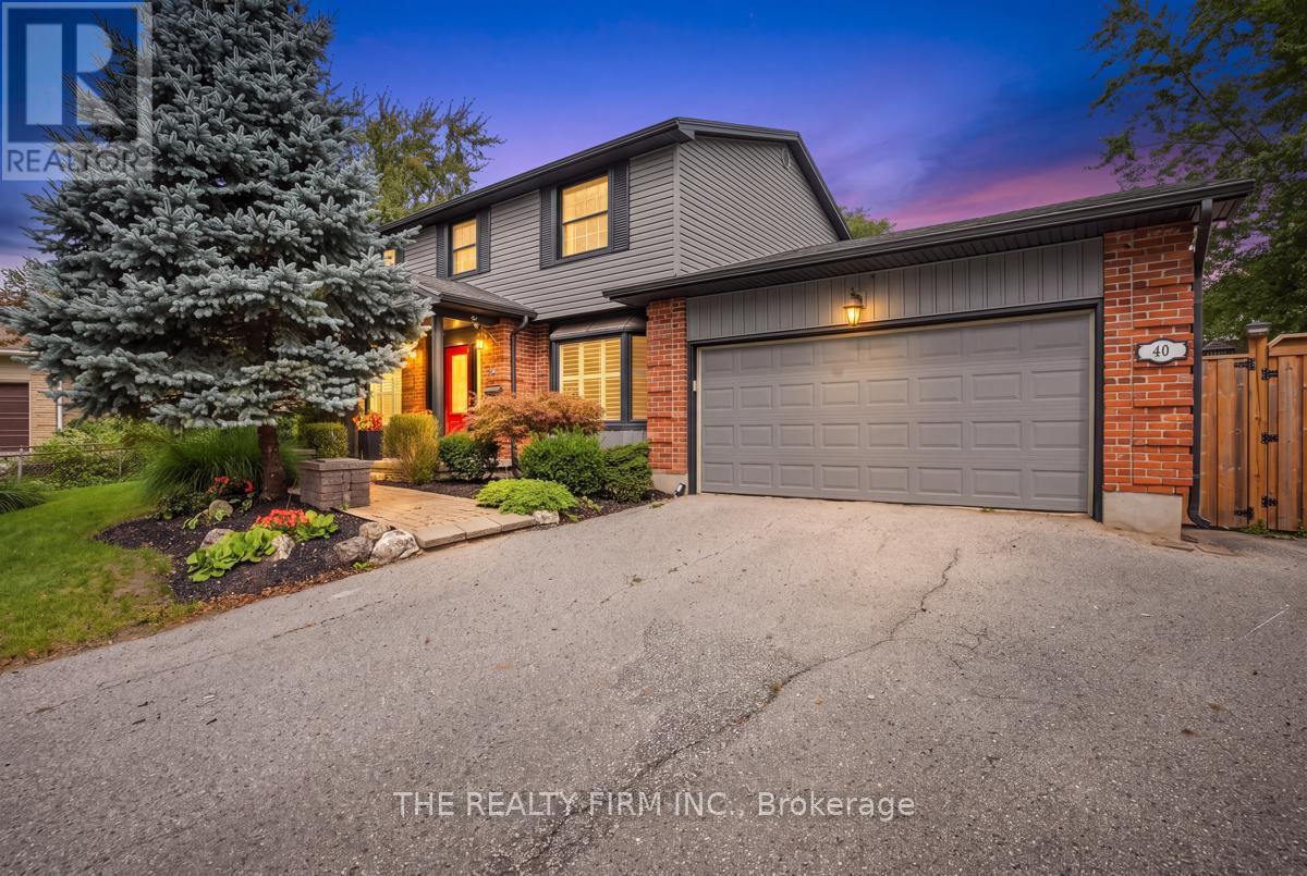 40 LELAND PLACE Property Photo 1