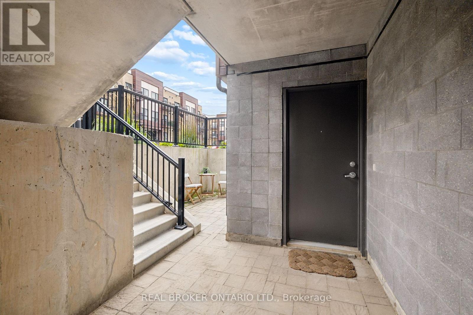 A1 - 10 Palace Street Property Photo 5