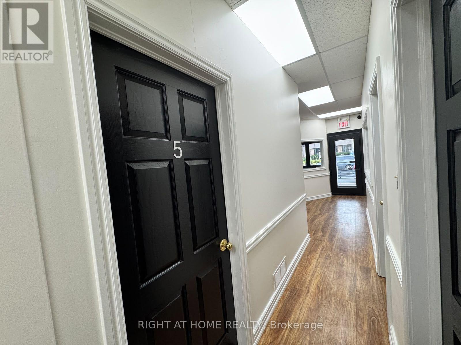 A - 640 Concession Street E Property Photo 9