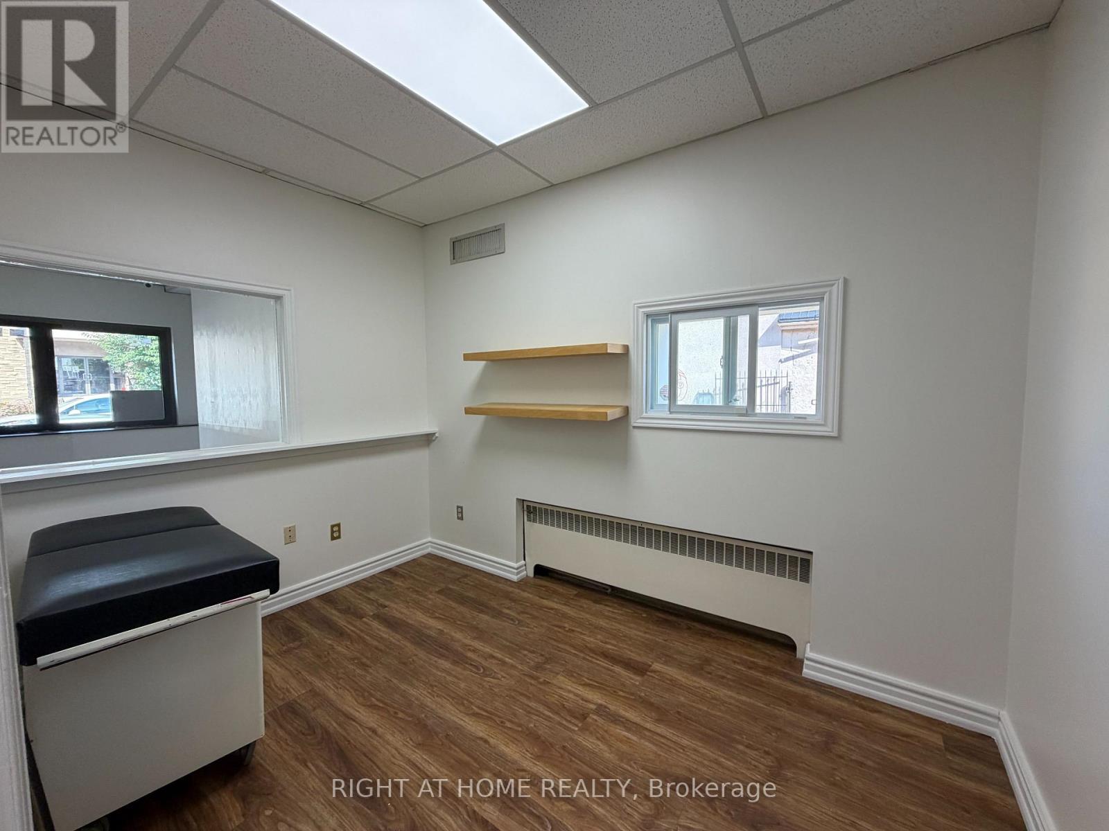 A - 640 Concession Street E Property Photo 15