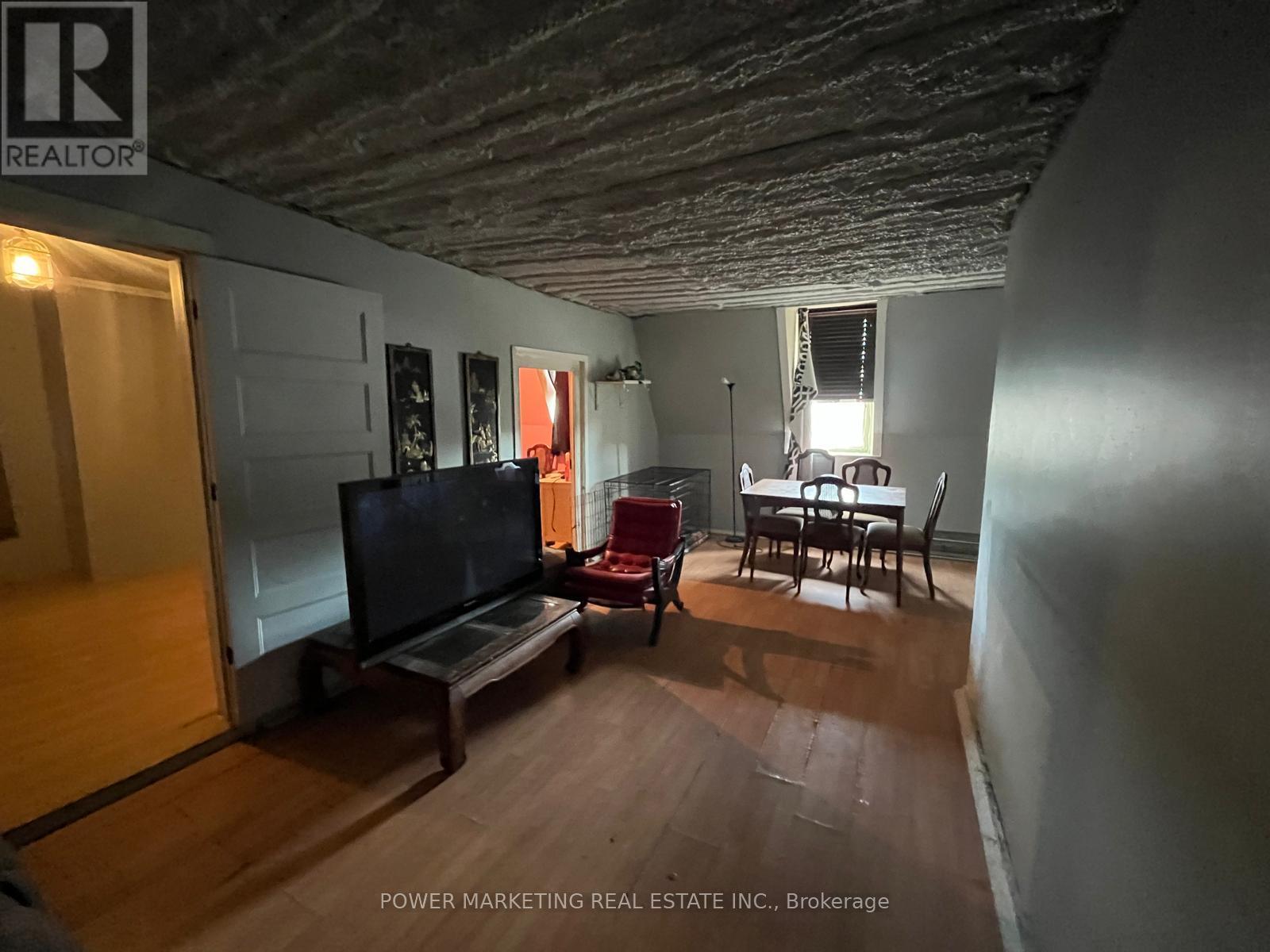 737 County Rd 18 Road Property Photo 12