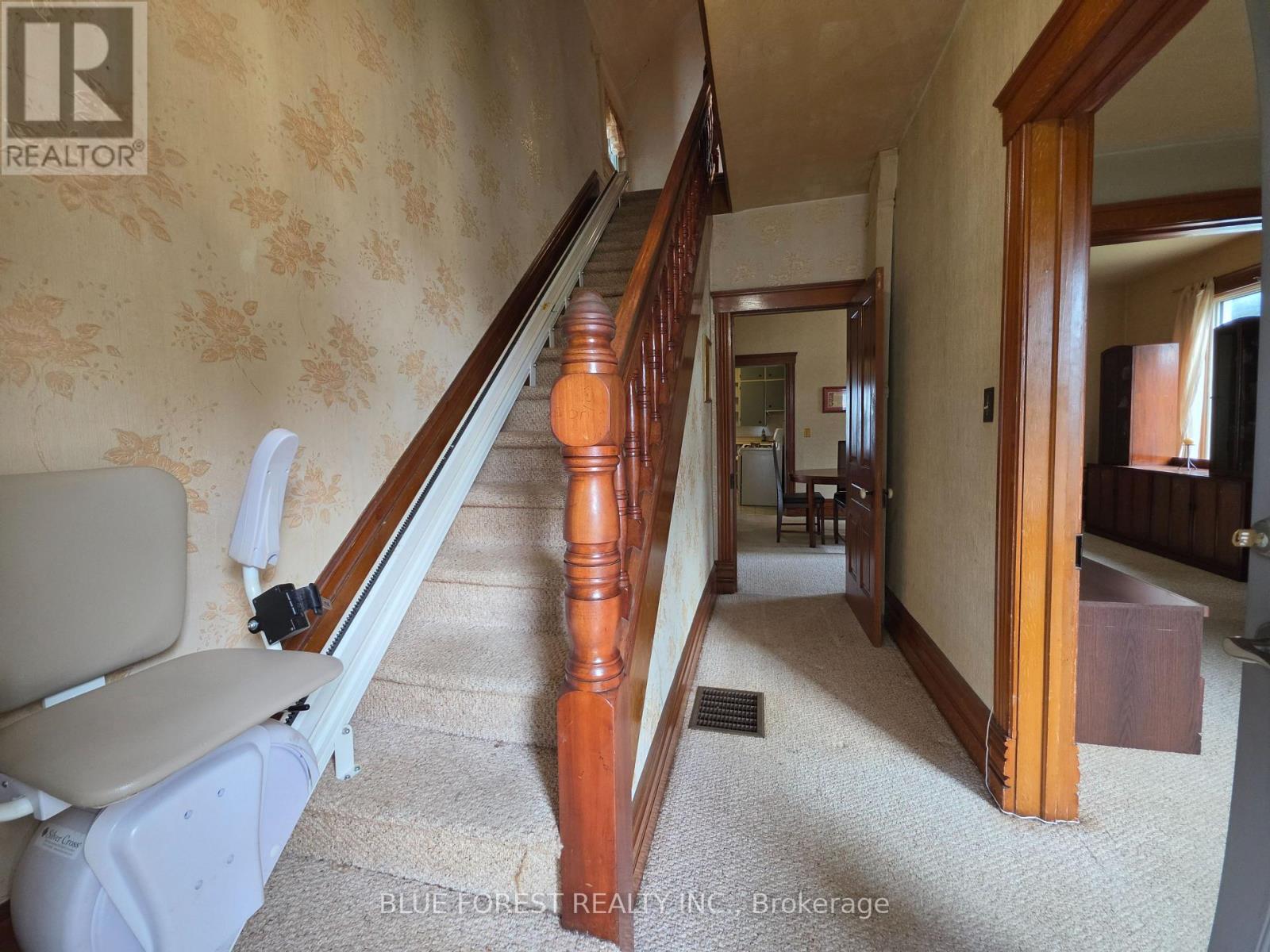 248 Ridout Street Property Photo 11