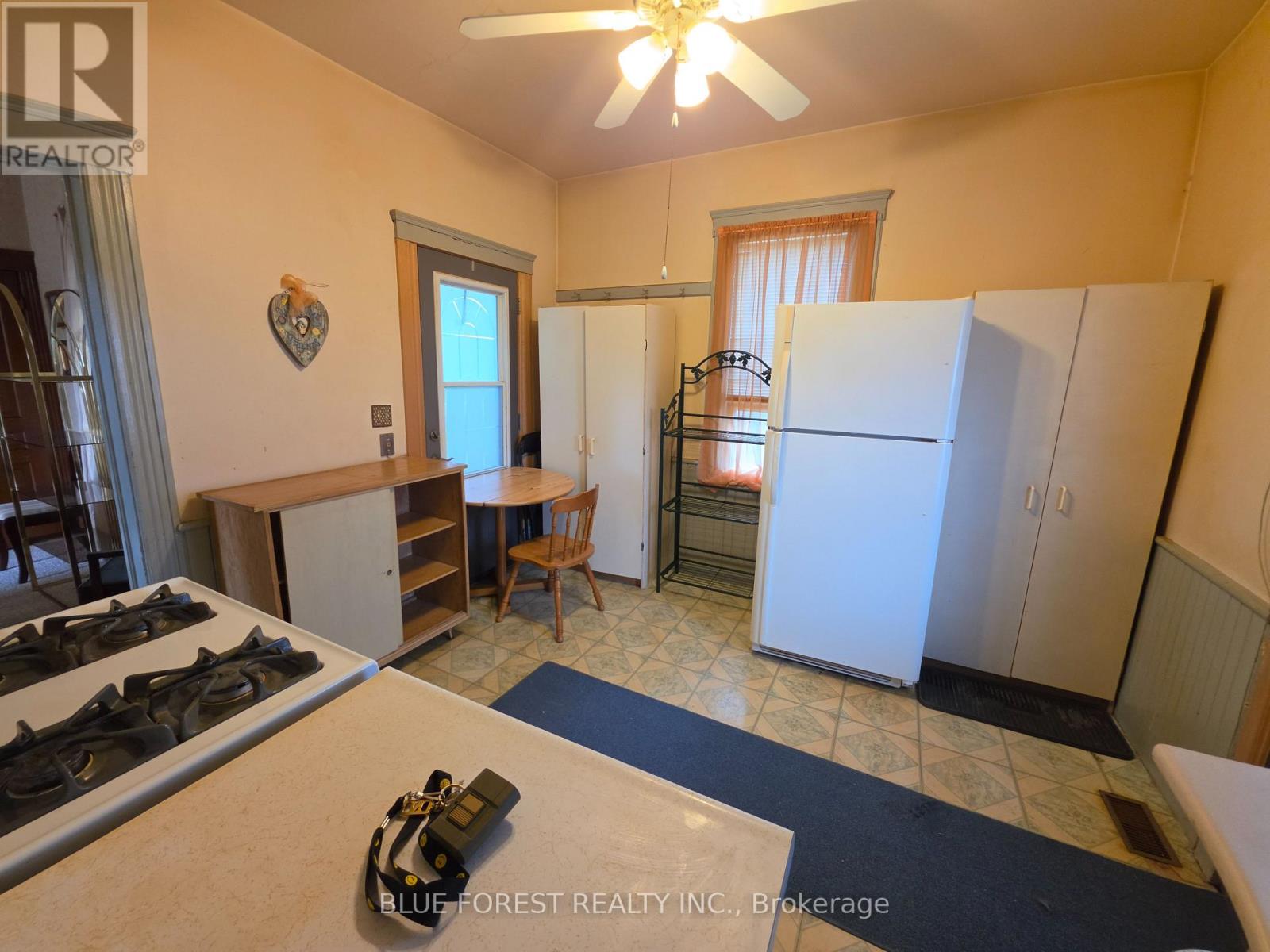 248 Ridout Street Property Photo 22