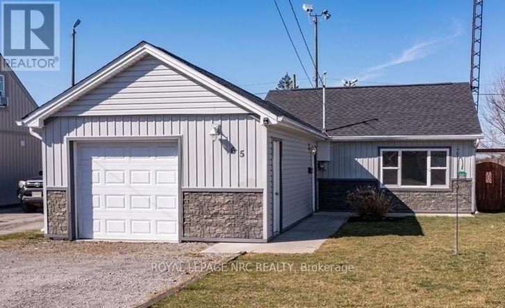 65 Oakwood Street Property Photo 1