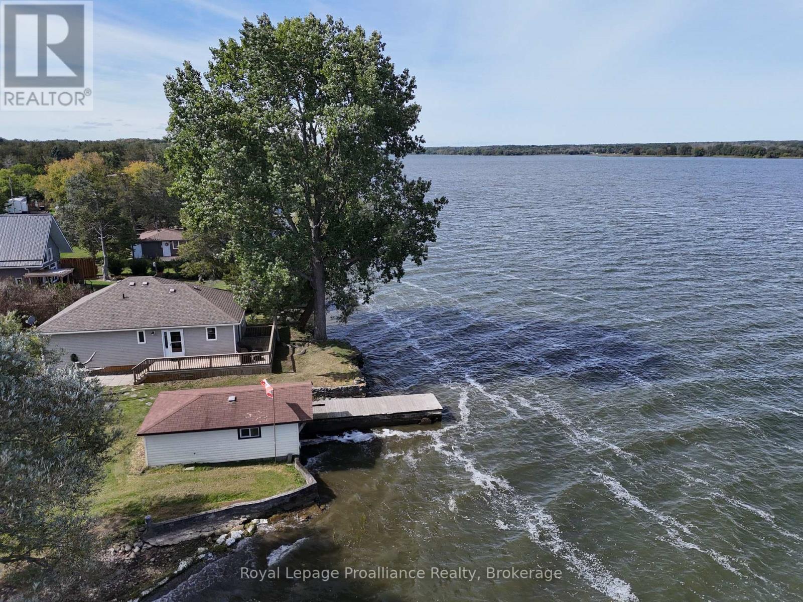 541g South Shore Road Property Photo 1