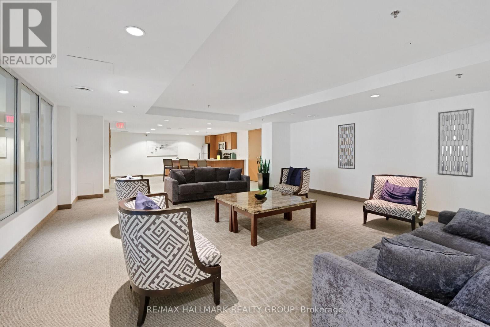 206 - 242 Rideau Street Property Photo 23
