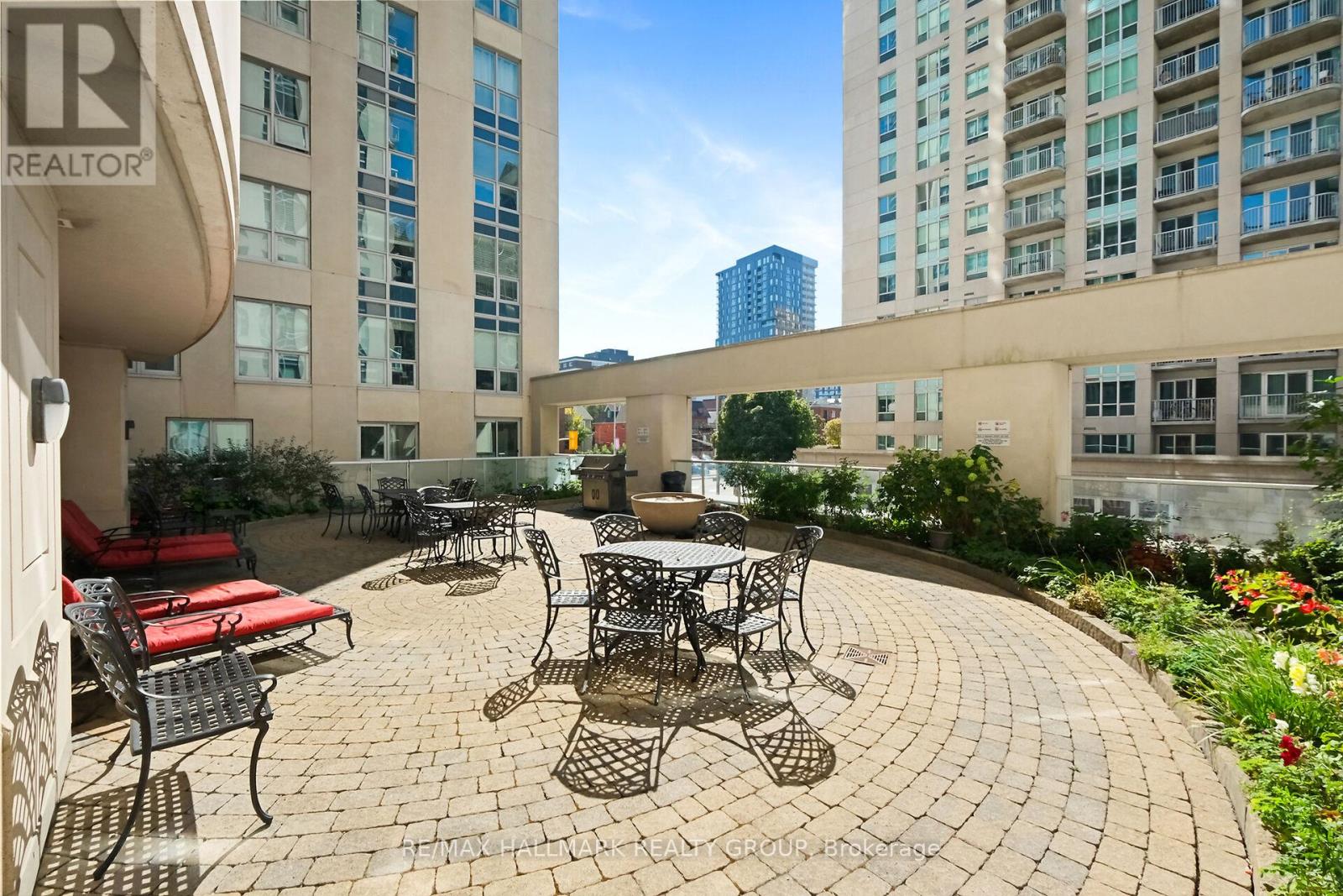 206 - 242 Rideau Street Property Photo 24