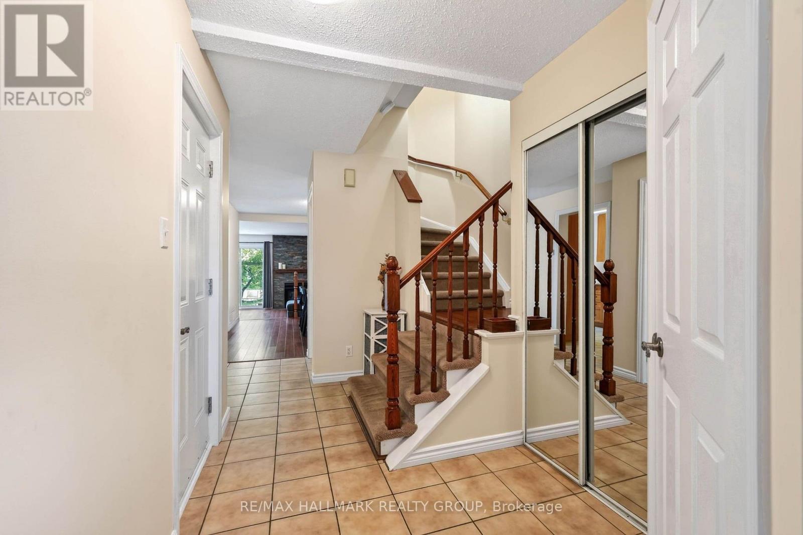 385 Princess Louise Drive Property Photo 12