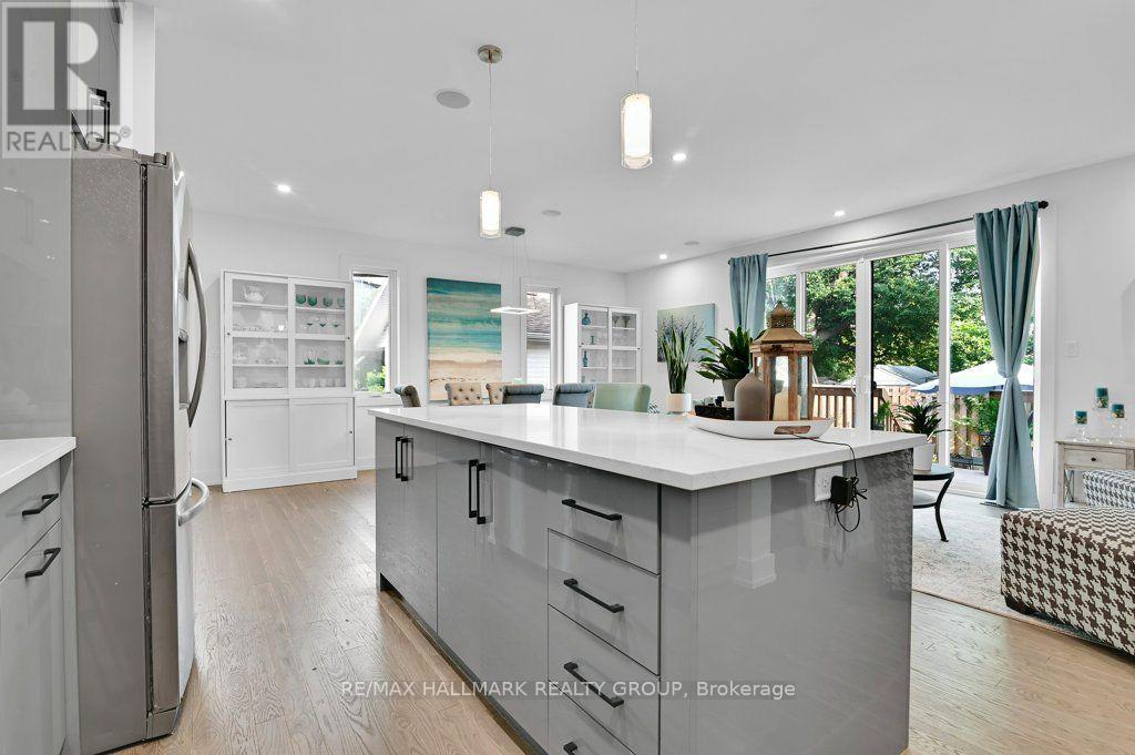 581 Queen Mary Street Property Photo 7