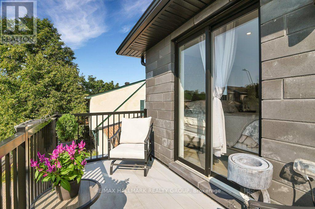 581 Queen Mary Street Property Photo 17
