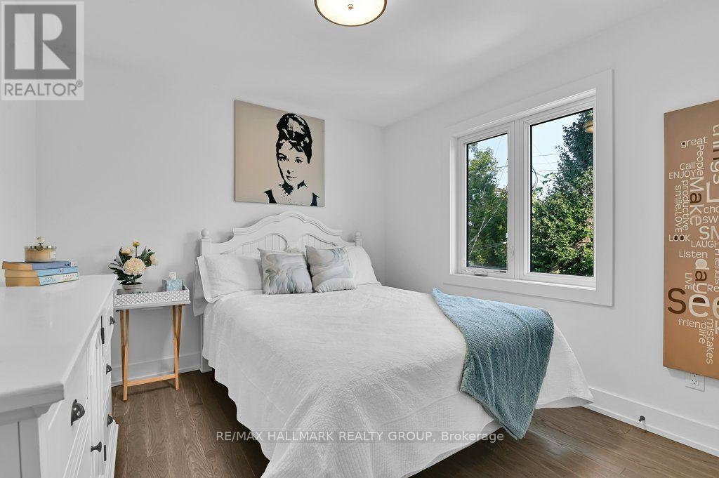 581 Queen Mary Street Property Photo 23